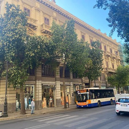 Suiteinpalermo - Case Vacanze Nel Centro Storico Экстерьер фото